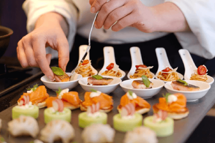 Tips para contratar un catering para fiestas sorpresas